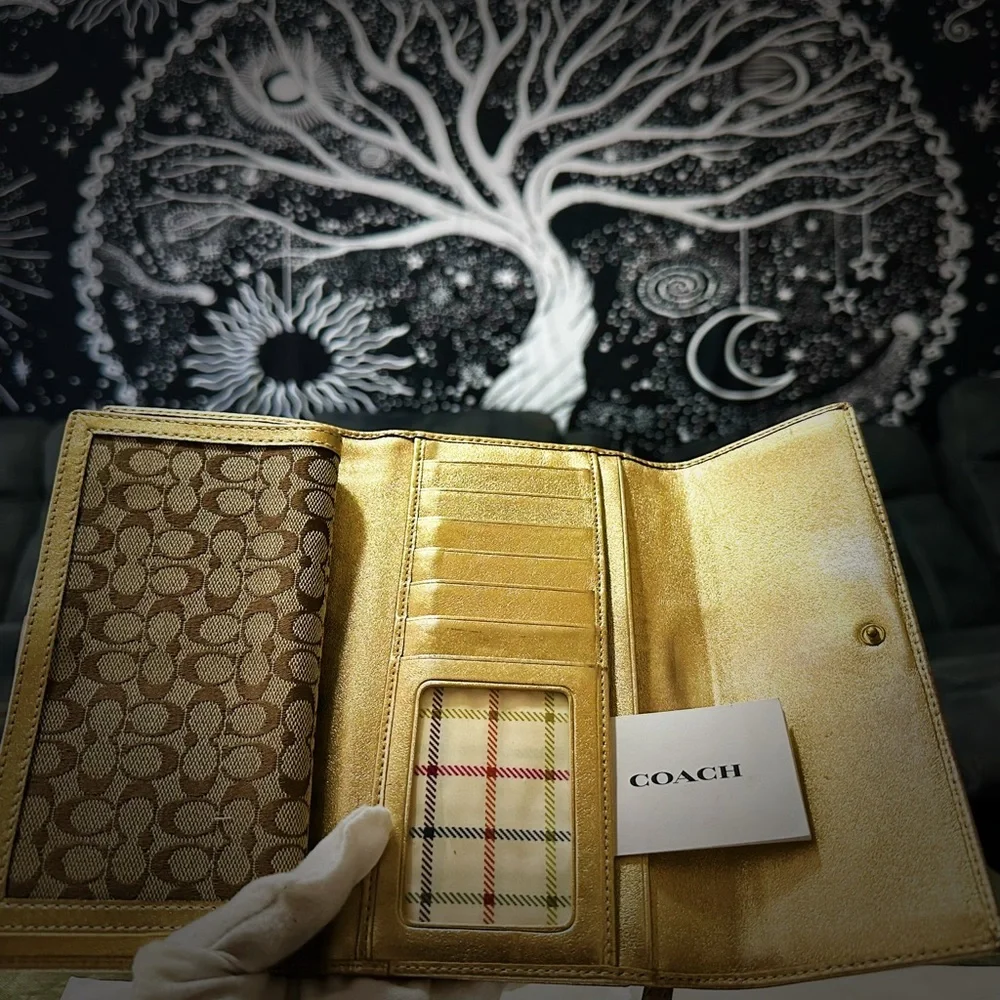 Vintage Coach Brown and Gold Wallet clutch - Picture 7 of 17